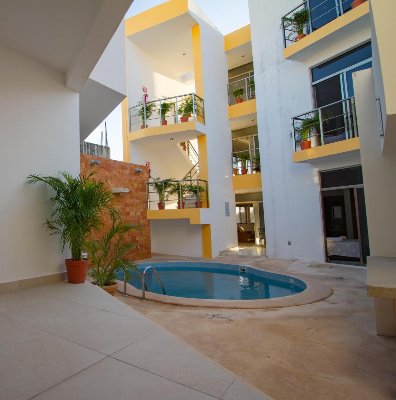 Sunset Isla Mujeres Aparthotel Bagian luar foto